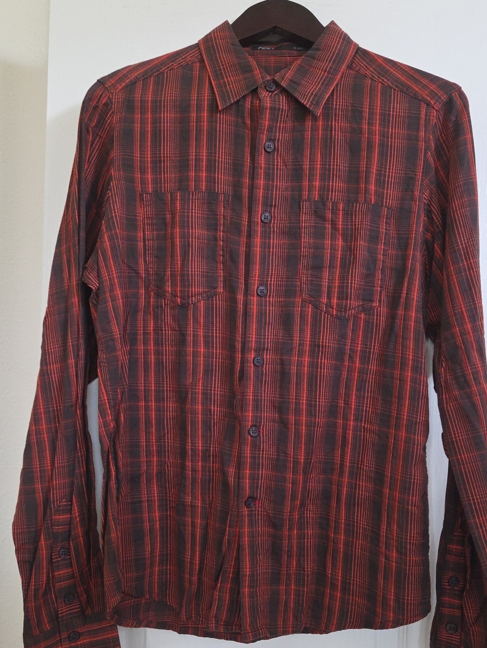 Nau, Rust Brown Long sleeved Plaid Button Up Shirt!